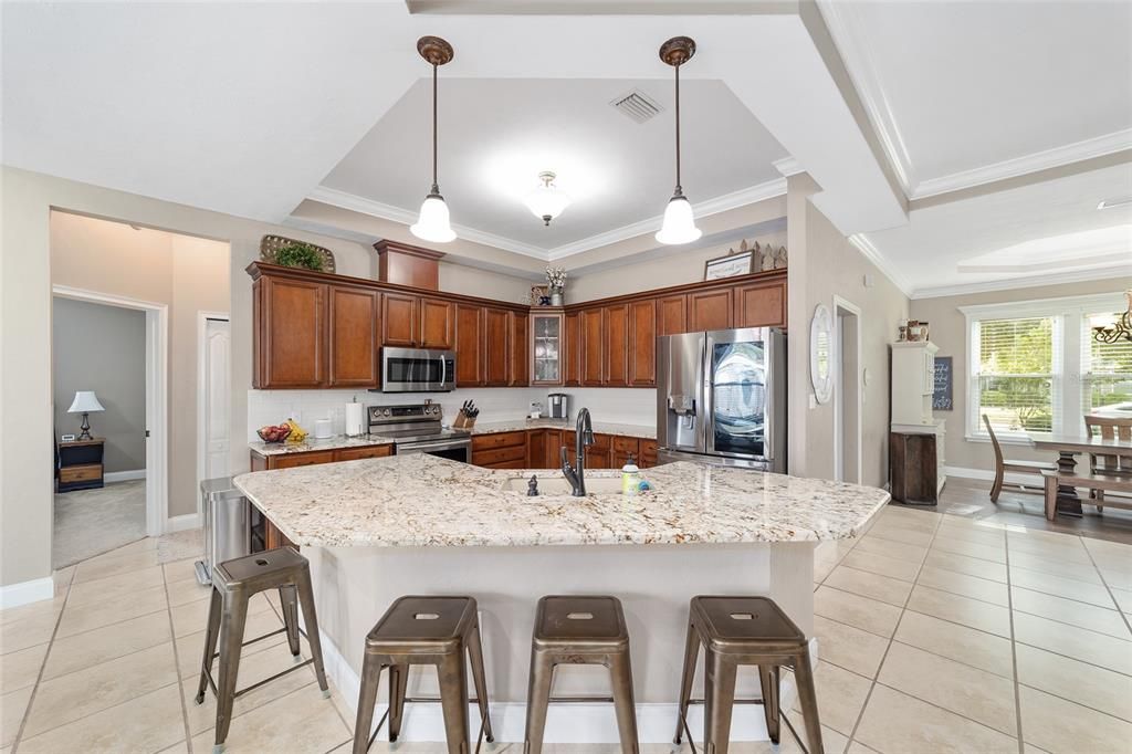 待售: $589,000 (4 贝兹, 3 浴室, 2863 平方英尺)