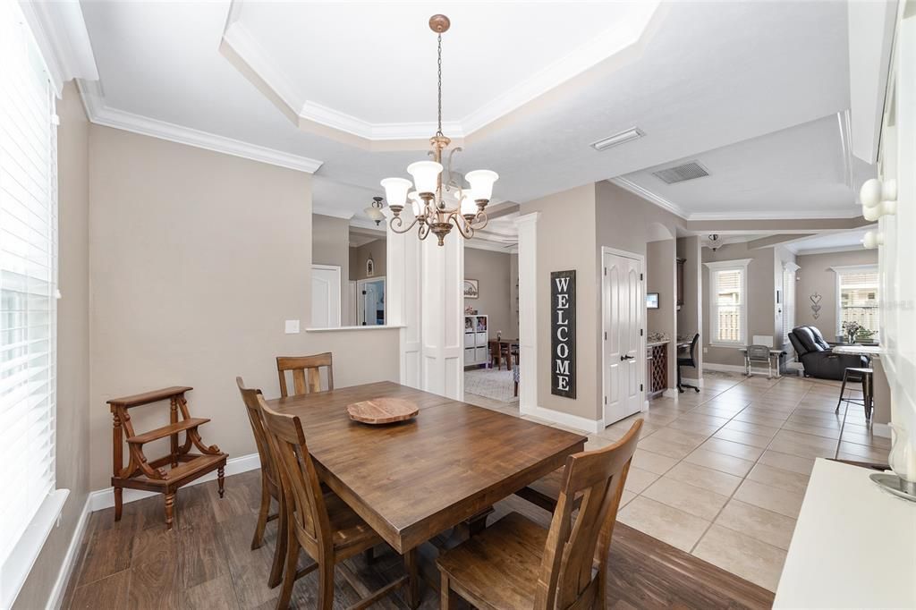 待售: $589,000 (4 贝兹, 3 浴室, 2863 平方英尺)