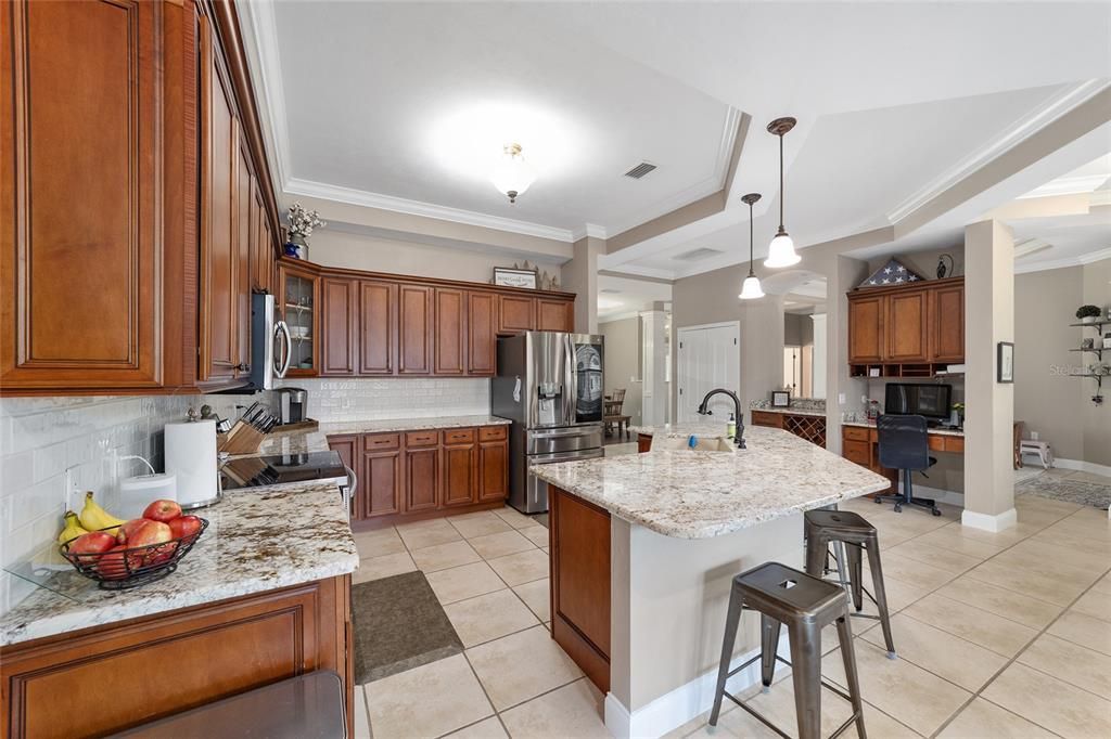 待售: $589,000 (4 贝兹, 3 浴室, 2863 平方英尺)