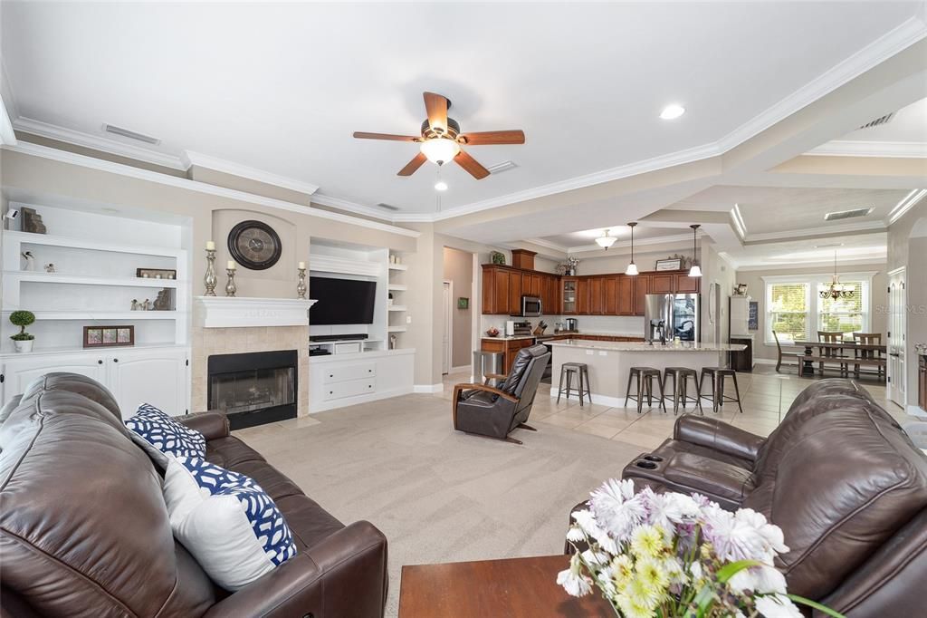 待售: $589,000 (4 贝兹, 3 浴室, 2863 平方英尺)