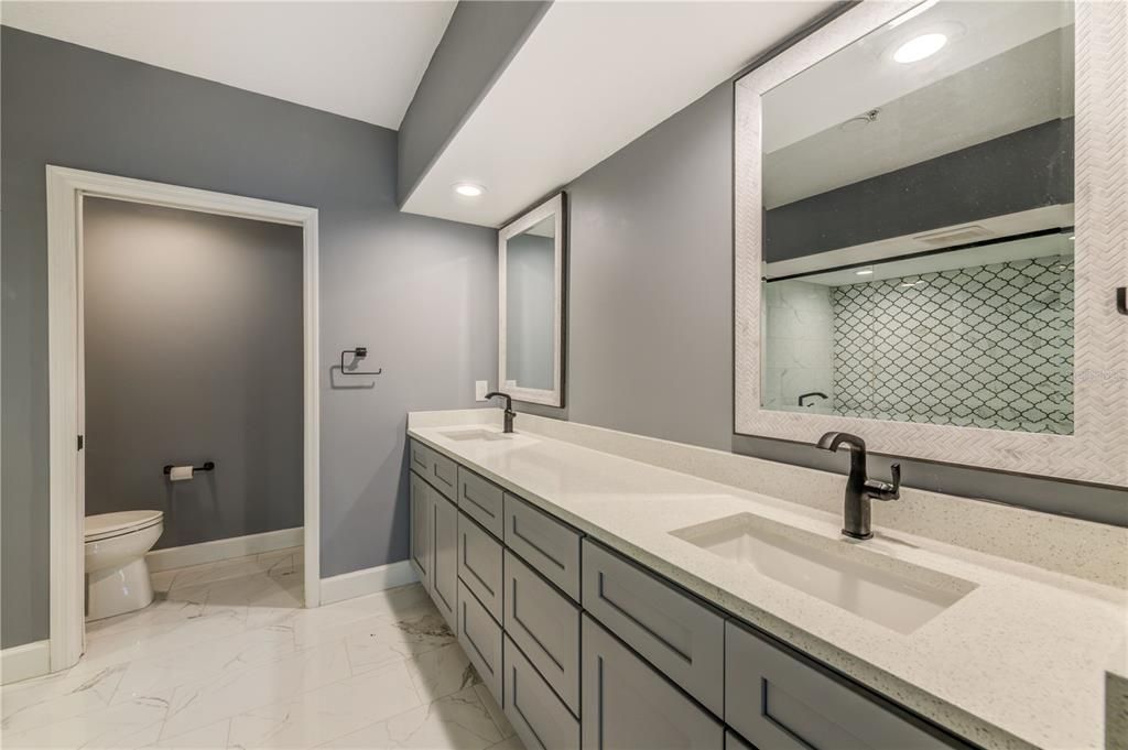 В аренду: $5,975 (3 спален, 3 ванн, 2510 Квадратных фут)