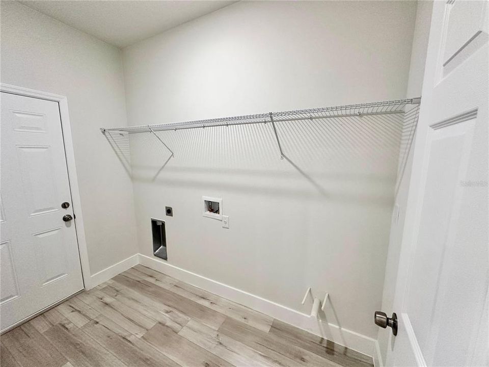 待售: $279,500 (3 贝兹, 2 浴室, 1529 平方英尺)