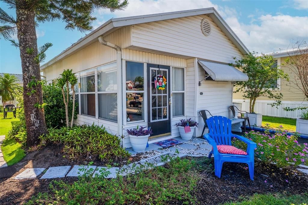 待售: $94,900 (1 贝兹, 1 浴室, 635 平方英尺)