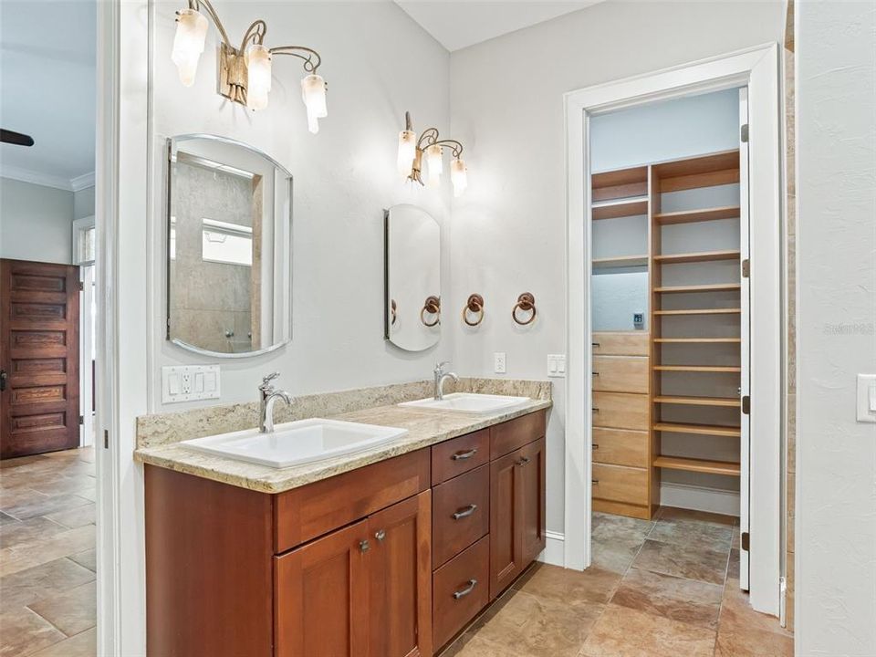 На продажу: $1,500,000 (4 спален, 4 ванн, 3632 Квадратных фут)