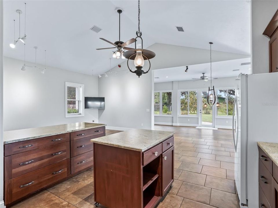 На продажу: $1,500,000 (4 спален, 4 ванн, 3632 Квадратных фут)