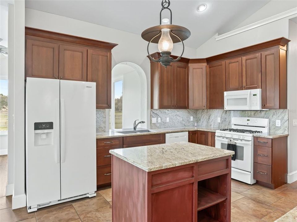 На продажу: $1,500,000 (4 спален, 4 ванн, 3632 Квадратных фут)