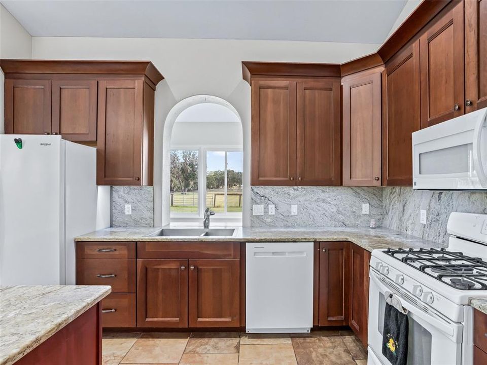 На продажу: $1,500,000 (4 спален, 4 ванн, 3632 Квадратных фут)