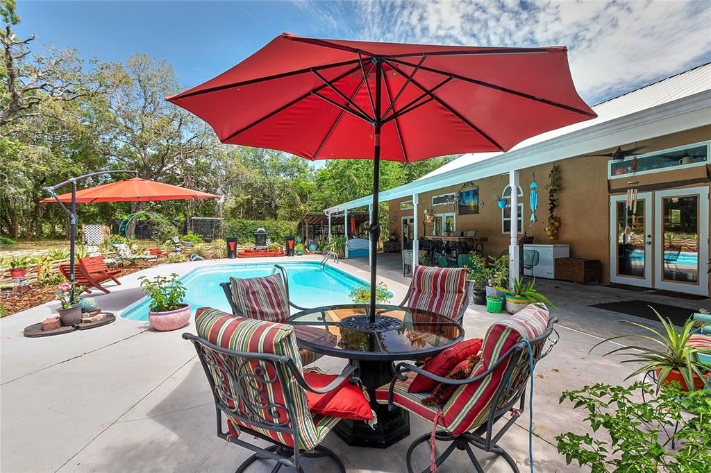 Activo con contrato: $569,900 (3 camas, 3 baños, 2912 Pies cuadrados)