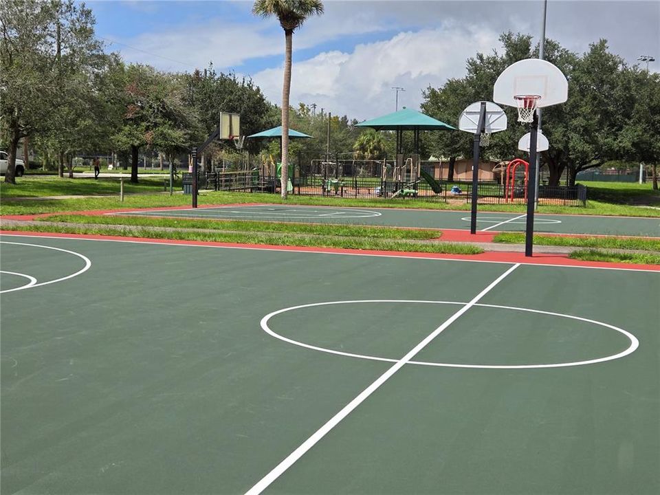 待售: $156,995 (2 贝兹, 2 浴室, 985 平方英尺)