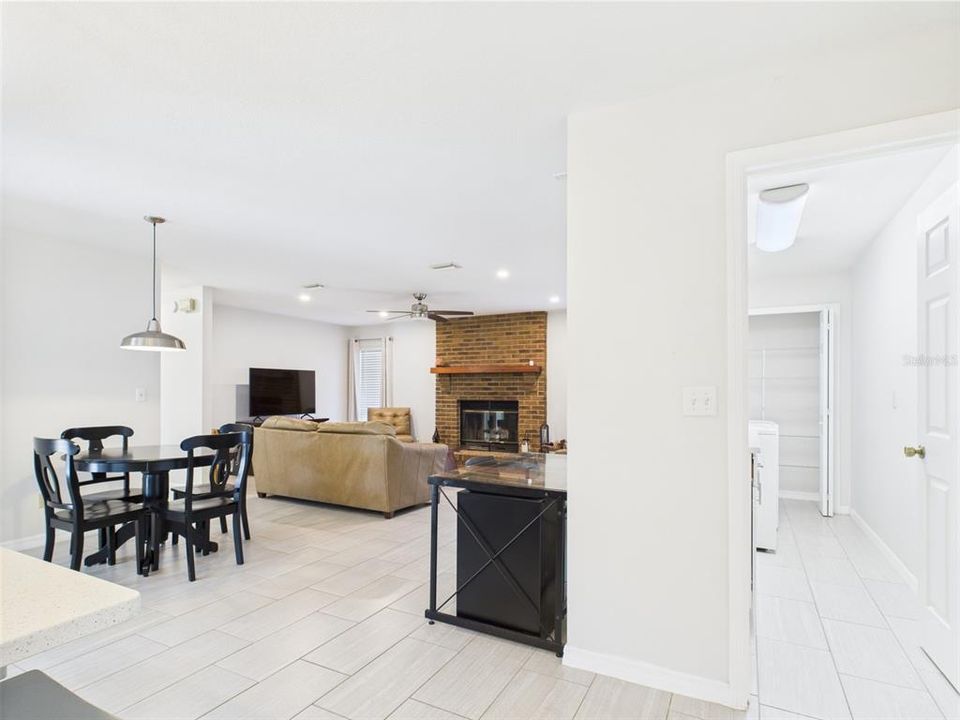 En Venta: $539,900 (3 camas, 2 baños, 1776 Pies cuadrados)