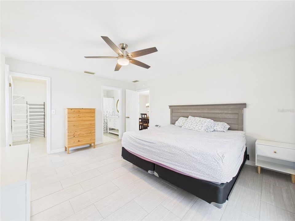 En Venta: $539,900 (3 camas, 2 baños, 1776 Pies cuadrados)