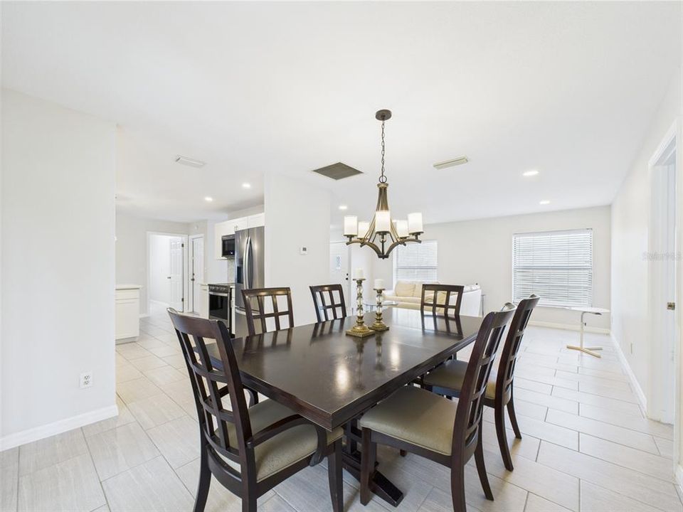 En Venta: $539,900 (3 camas, 2 baños, 1776 Pies cuadrados)