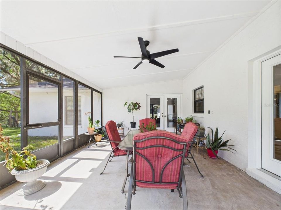 En Venta: $539,900 (3 camas, 2 baños, 1776 Pies cuadrados)