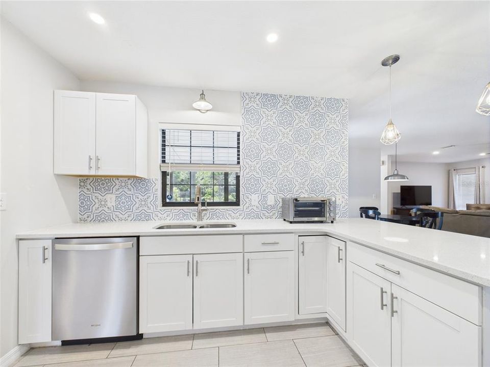 En Venta: $539,900 (3 camas, 2 baños, 1776 Pies cuadrados)