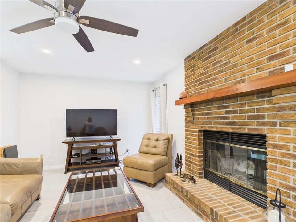 En Venta: $539,900 (3 camas, 2 baños, 1776 Pies cuadrados)