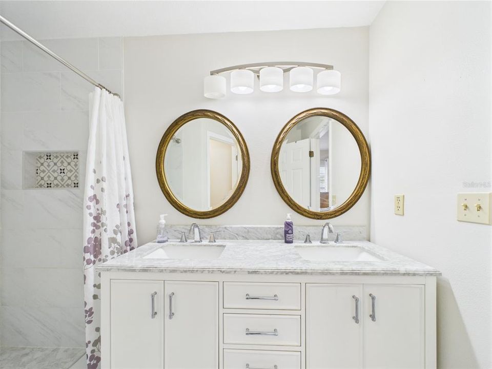 En Venta: $539,900 (3 camas, 2 baños, 1776 Pies cuadrados)