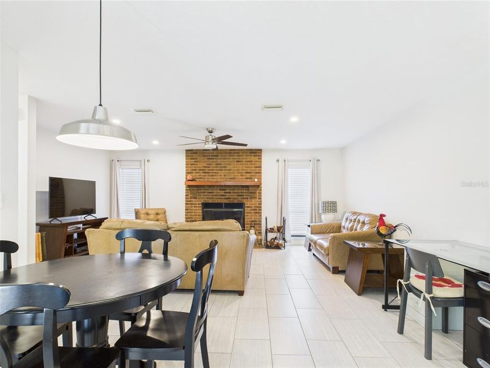 En Venta: $539,900 (3 camas, 2 baños, 1776 Pies cuadrados)