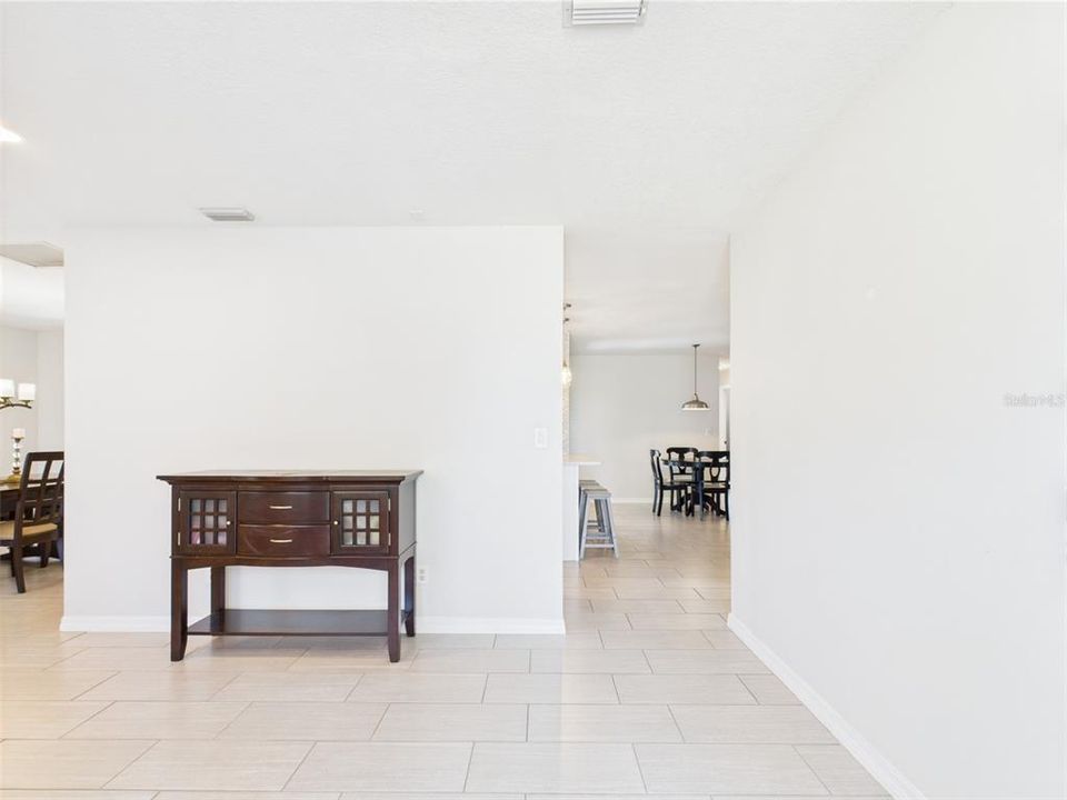 En Venta: $539,900 (3 camas, 2 baños, 1776 Pies cuadrados)