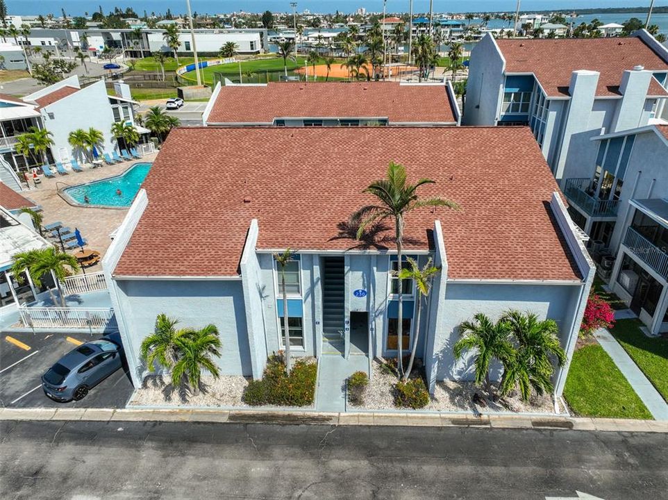 На продажу: $447,895 (2 спален, 1 ванн, 825 Квадратных фут)