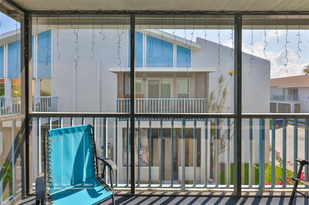 На продажу: $447,895 (2 спален, 1 ванн, 825 Квадратных фут)