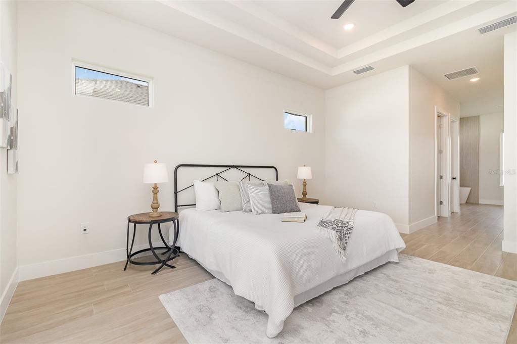 En Venta: $1,219,000 (4 camas, 3 baños, 3042 Pies cuadrados)