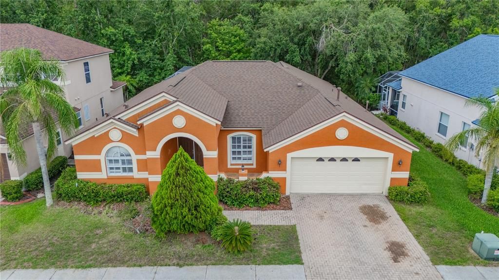 合同活跃: $2,650 (4 贝兹, 3 浴室, 2310 平方英尺)