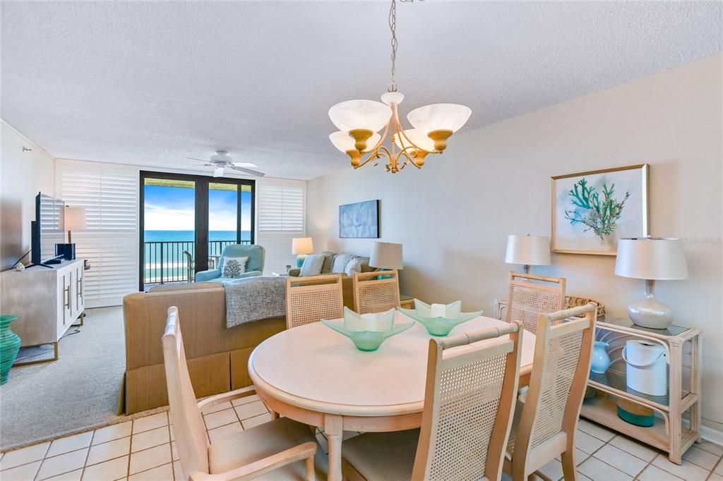 En Venta: $799,999 (3 camas, 2 baños, 1410 Pies cuadrados)