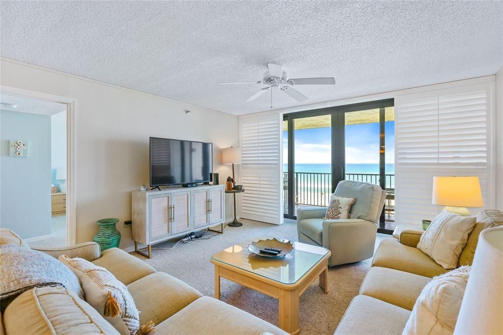 En Venta: $799,999 (3 camas, 2 baños, 1410 Pies cuadrados)