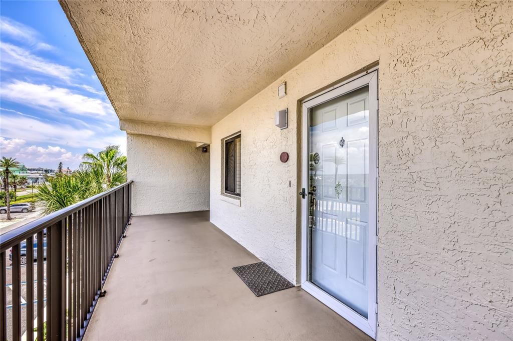 En Venta: $799,999 (3 camas, 2 baños, 1410 Pies cuadrados)