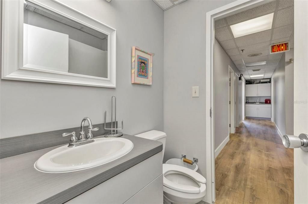 待售: $325,000 (0 贝兹, 0 浴室, 1716 平方英尺)