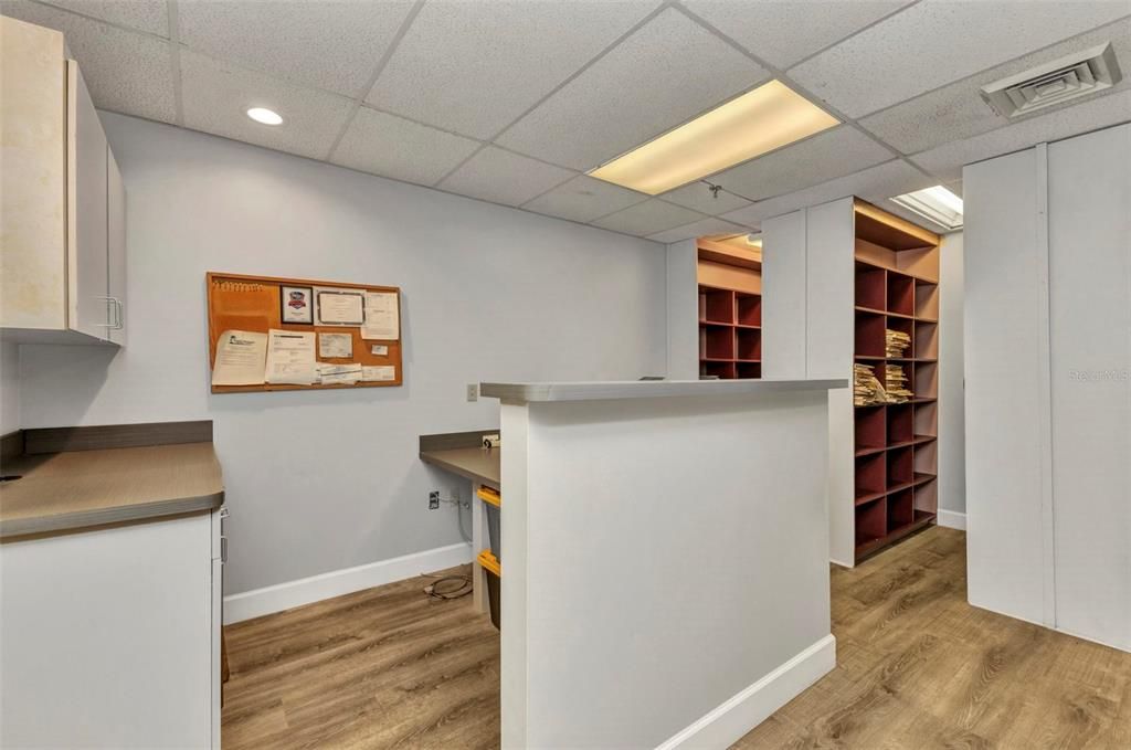 待售: $325,000 (0 贝兹, 0 浴室, 1716 平方英尺)