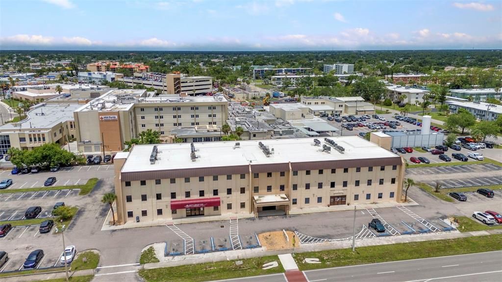 待售: $325,000 (0 贝兹, 0 浴室, 1716 平方英尺)