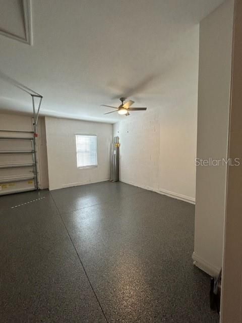 合同活跃: $1,900 (3 贝兹, 2 浴室, 2153 平方英尺)