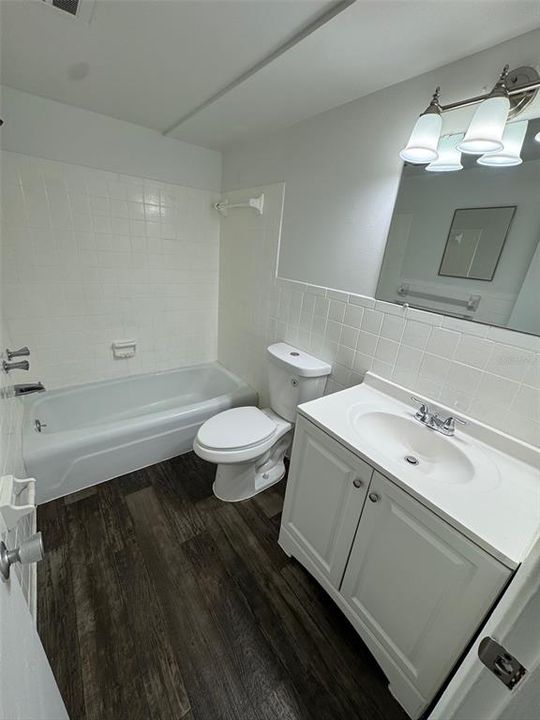 En Renta: $999 (1 camas, 1 baños, 775 Pies cuadrados)