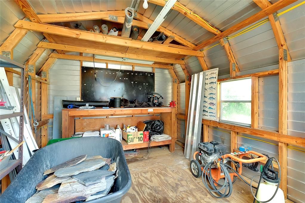 合同活跃: $355,000 (3 贝兹, 2 浴室, 1700 平方英尺)