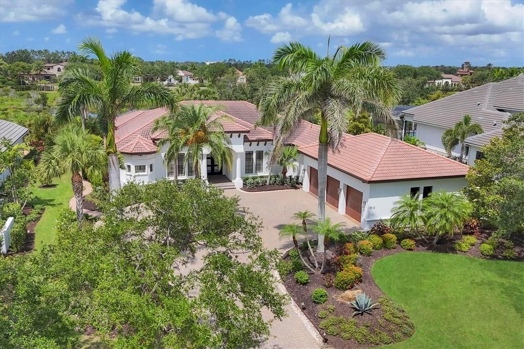 合同活跃: $2,575,000 (4 贝兹, 4 浴室, 3574 平方英尺)