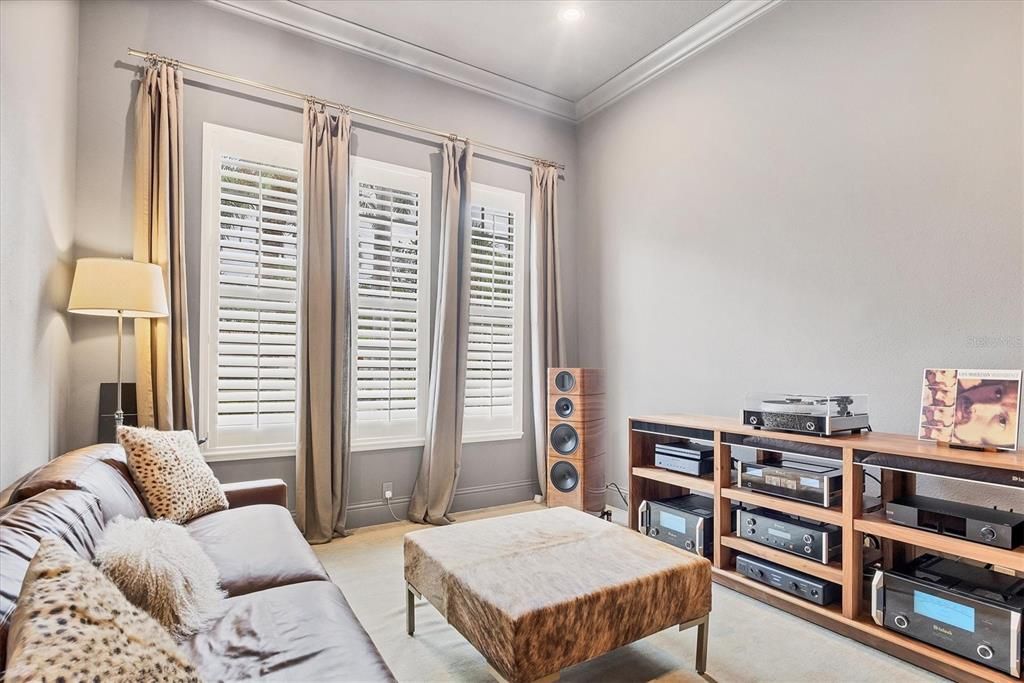 合同活跃: $2,575,000 (4 贝兹, 4 浴室, 3574 平方英尺)