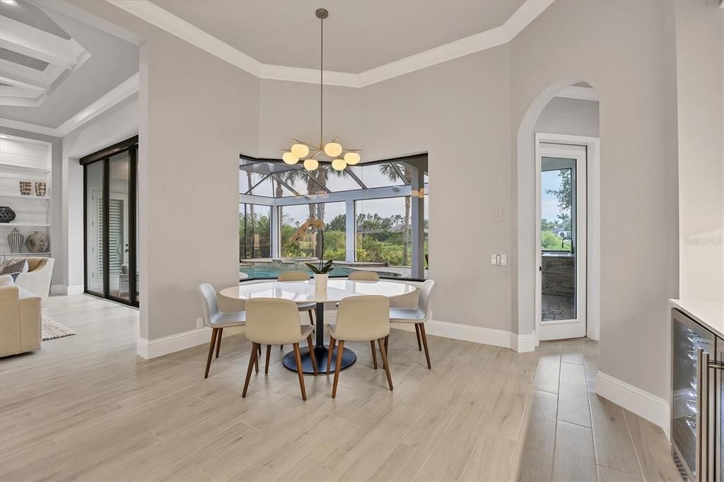 合同活跃: $2,575,000 (4 贝兹, 4 浴室, 3574 平方英尺)