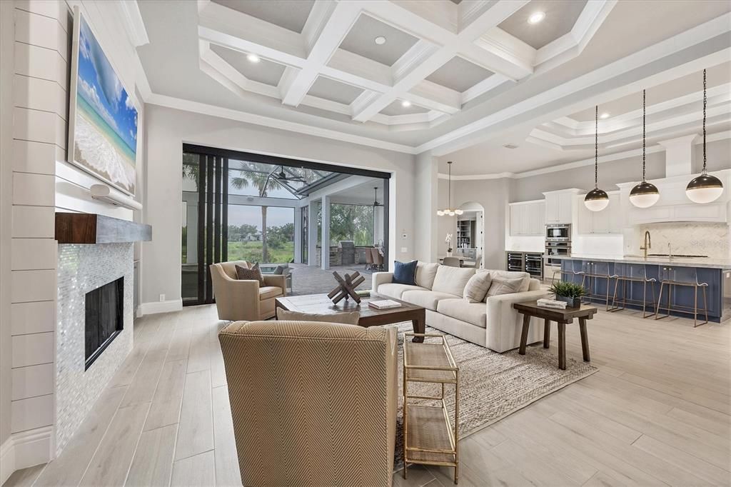 合同活跃: $2,575,000 (4 贝兹, 4 浴室, 3574 平方英尺)