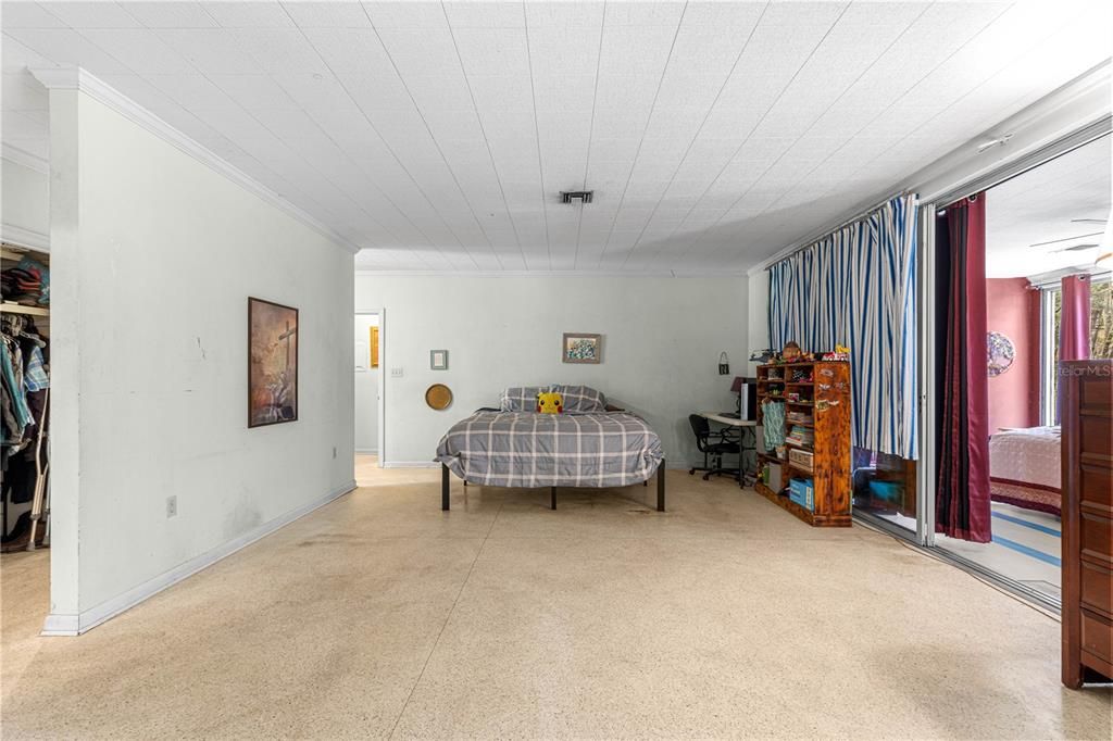 For Sale: $1,150,000 (3 beds, 3 baths, 4410 Square Feet)