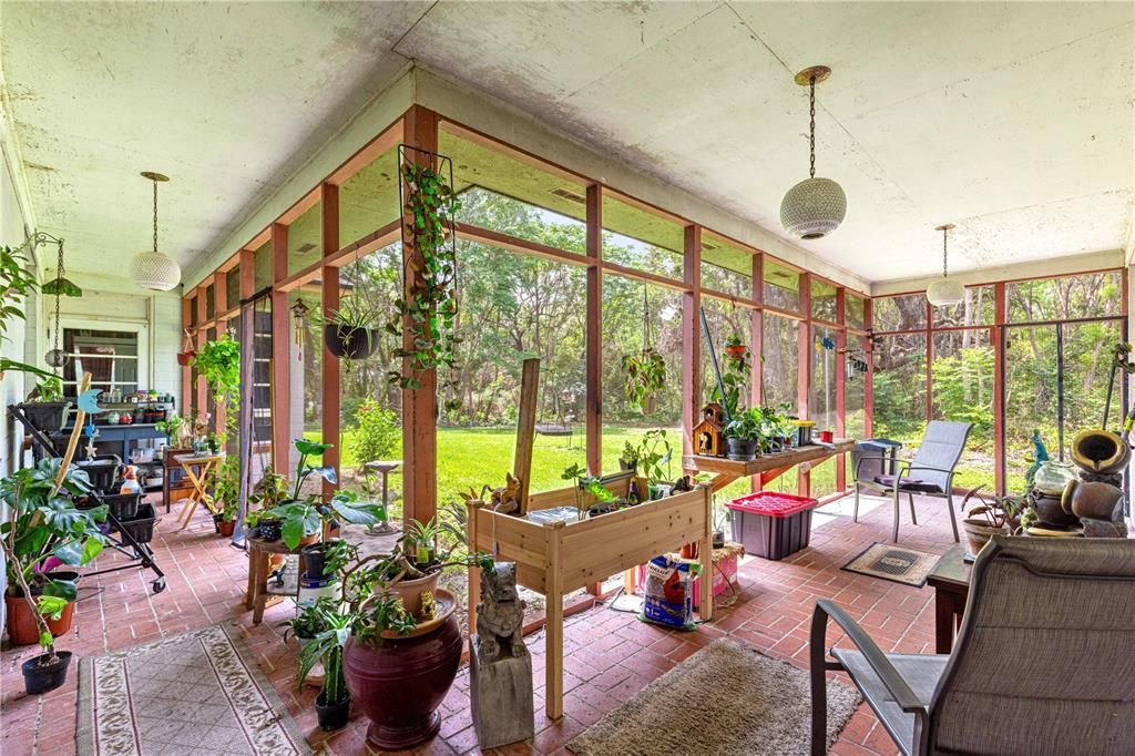 For Sale: $1,150,000 (3 beds, 3 baths, 4410 Square Feet)