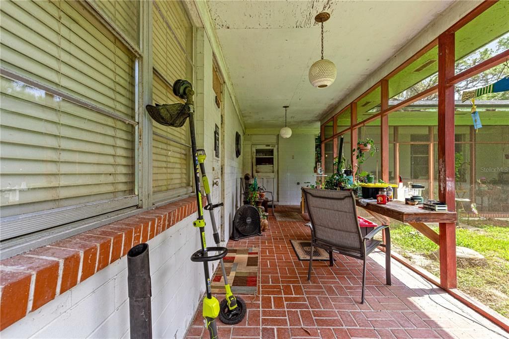 For Sale: $1,150,000 (3 beds, 3 baths, 4410 Square Feet)