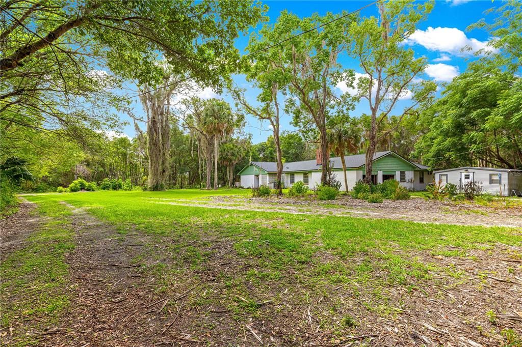 For Sale: $1,150,000 (3 beds, 3 baths, 4410 Square Feet)