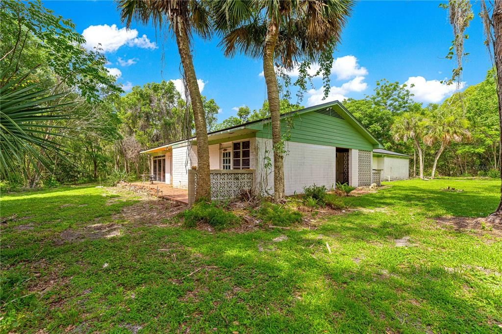 For Sale: $1,150,000 (3 beds, 3 baths, 4410 Square Feet)