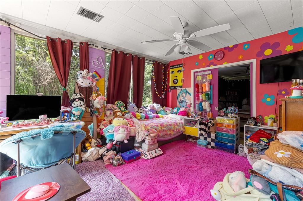 For Sale: $1,150,000 (3 beds, 3 baths, 4410 Square Feet)