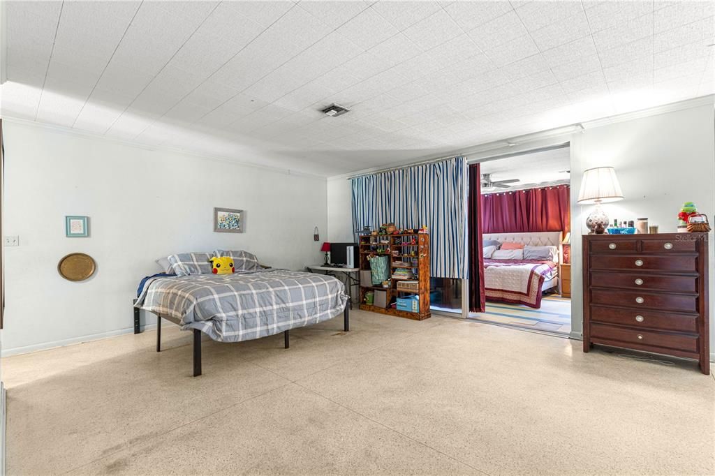 For Sale: $1,150,000 (3 beds, 3 baths, 4410 Square Feet)