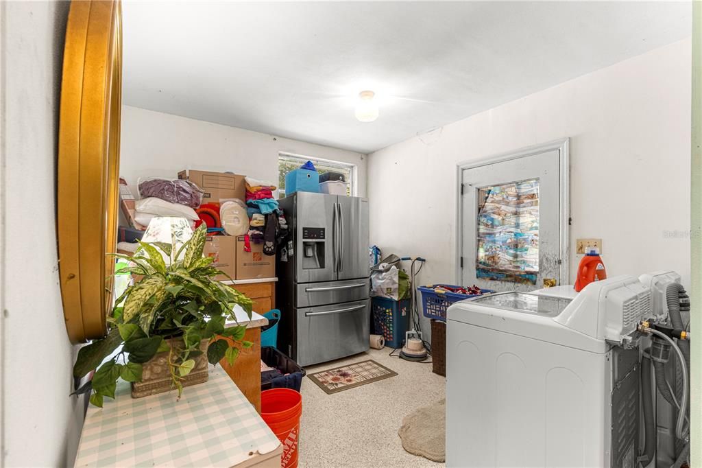 For Sale: $1,150,000 (3 beds, 3 baths, 4410 Square Feet)