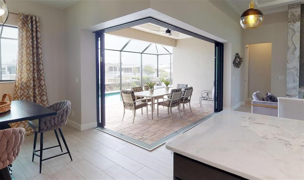 Active With Contract: $850,000 (3 beds, 3 baths, 2456 Square Feet)