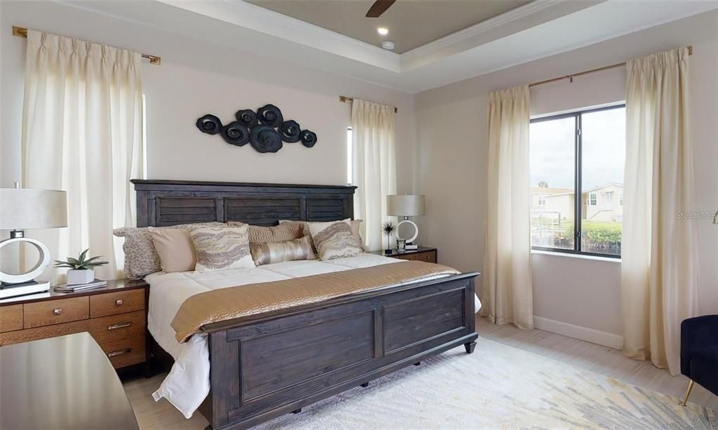 Active With Contract: $850,000 (3 beds, 3 baths, 2456 Square Feet)