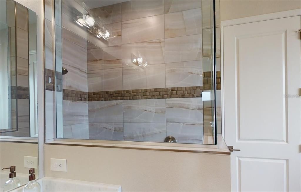 Active With Contract: $850,000 (3 beds, 3 baths, 2456 Square Feet)